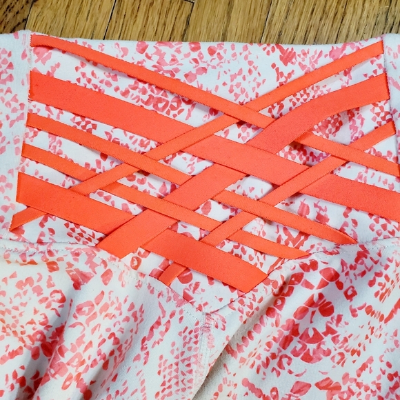 Fabletics Set Coral Snakeskin high-waisted legging - Picture 8 of 10